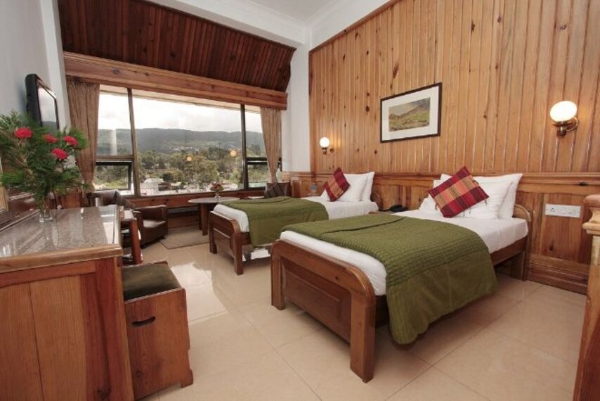 Hotel Centre Point-4